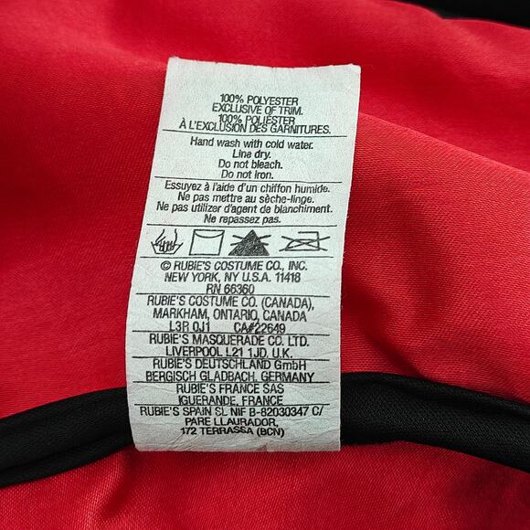 Dracula Vampire Satin Cape Reversible Vintage Rubies Halloween USA 50x38 - Picture 3 of 4